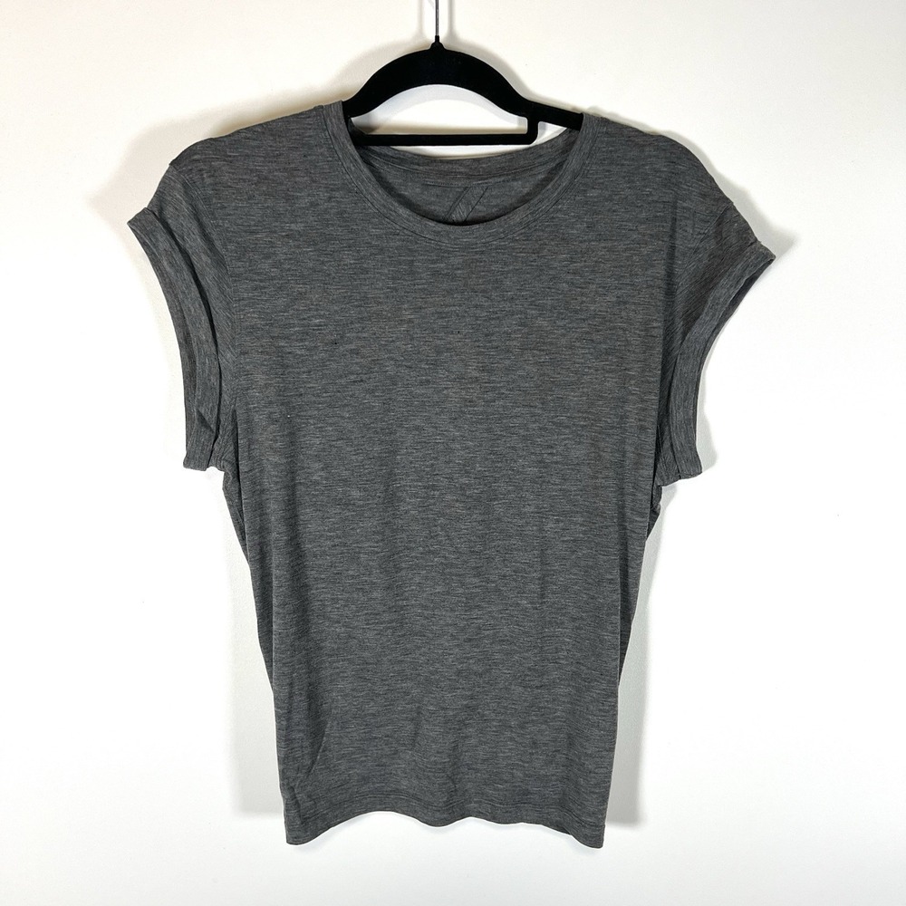 Lululemon Women's Gray Short Sleeve Split-Back Top Size‎ S Lightweight Athletic